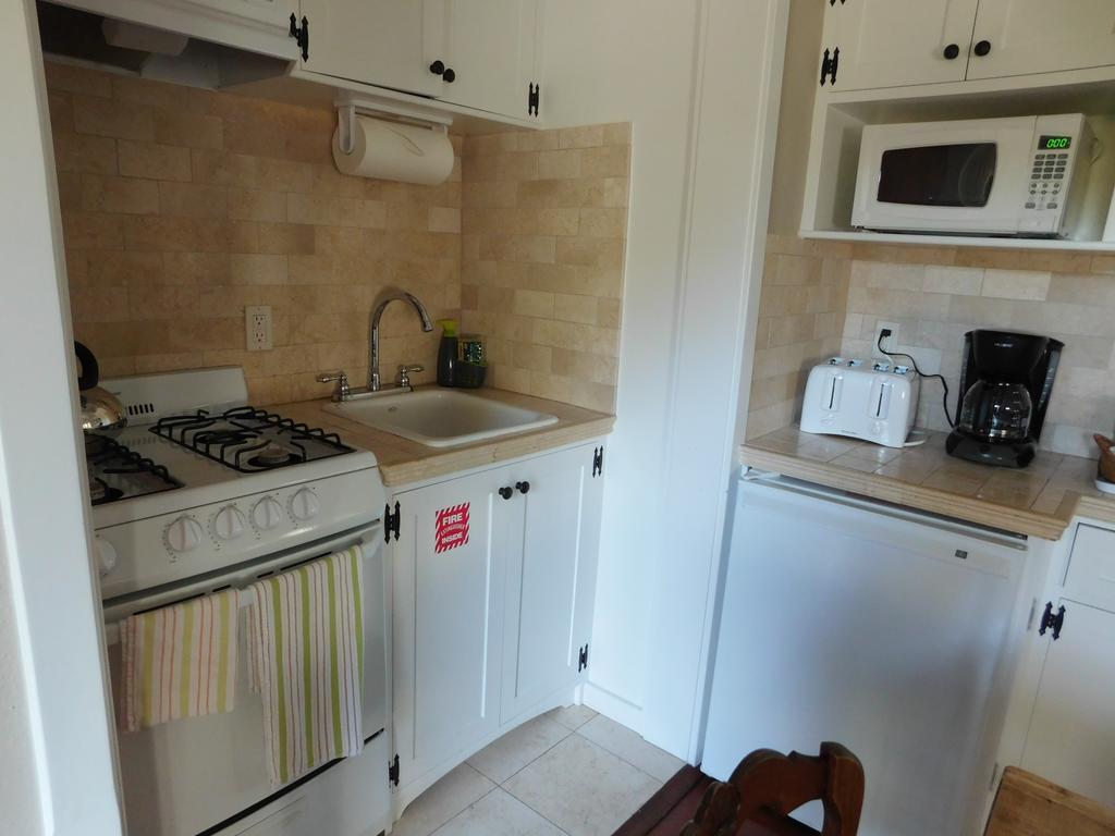 Lincoln Green Inn Carmel-by-the-Sea ภายนอก รูปภาพ