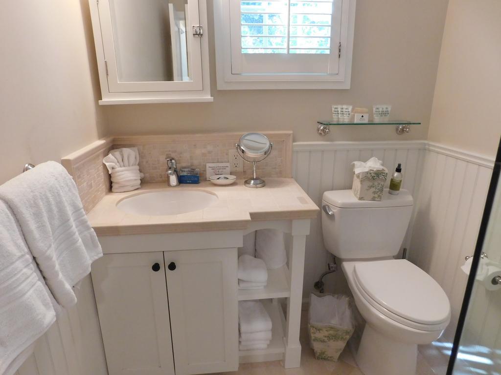 Lincoln Green Inn Carmel-by-the-Sea ภายนอก รูปภาพ